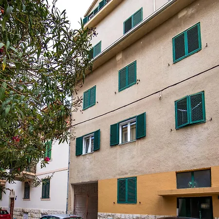Biondina “luxury In The Center” Apartman