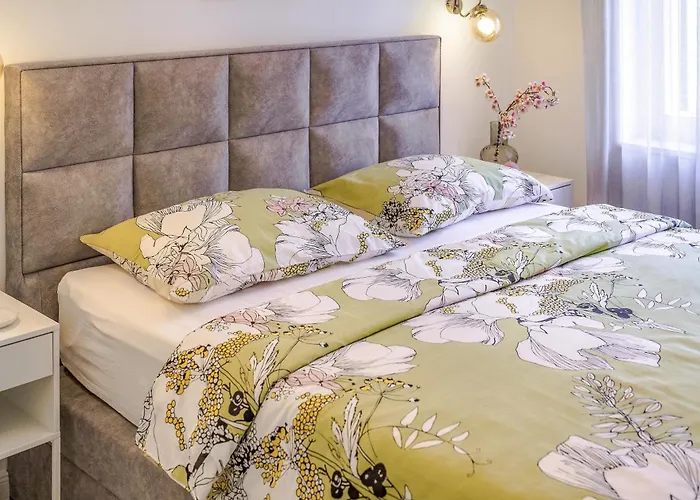 Biondina “luxury In The Center” Apartman *