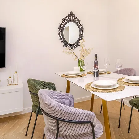 Biondina “luxury In The Center” * Split